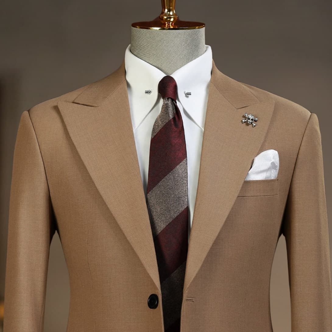 Bộ Vest Nâu Đậm 2