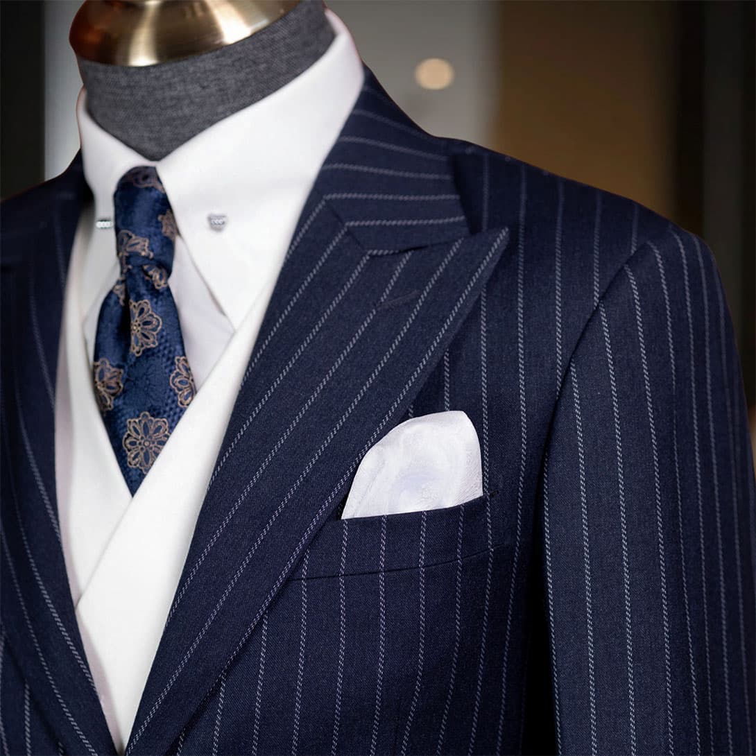 Bộ Vest Sọc Xanh 2