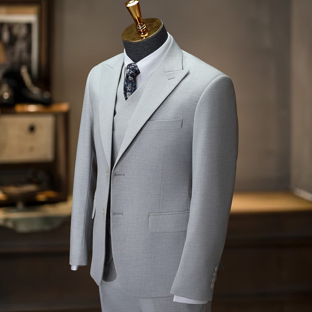 Bộ Vest Xám Trắng 2