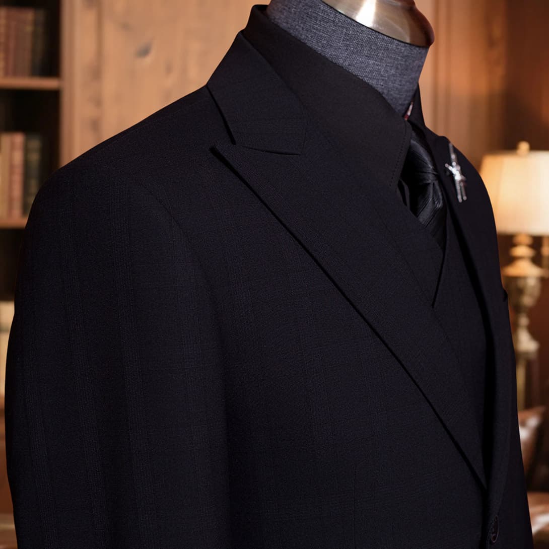 Bộ Vest Caro Đen 2