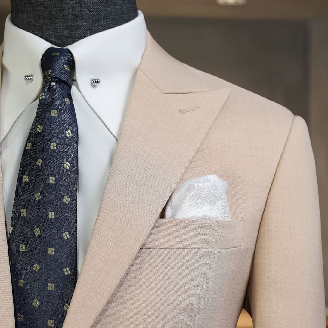 Bộ Vest Hồng Nhạt 3