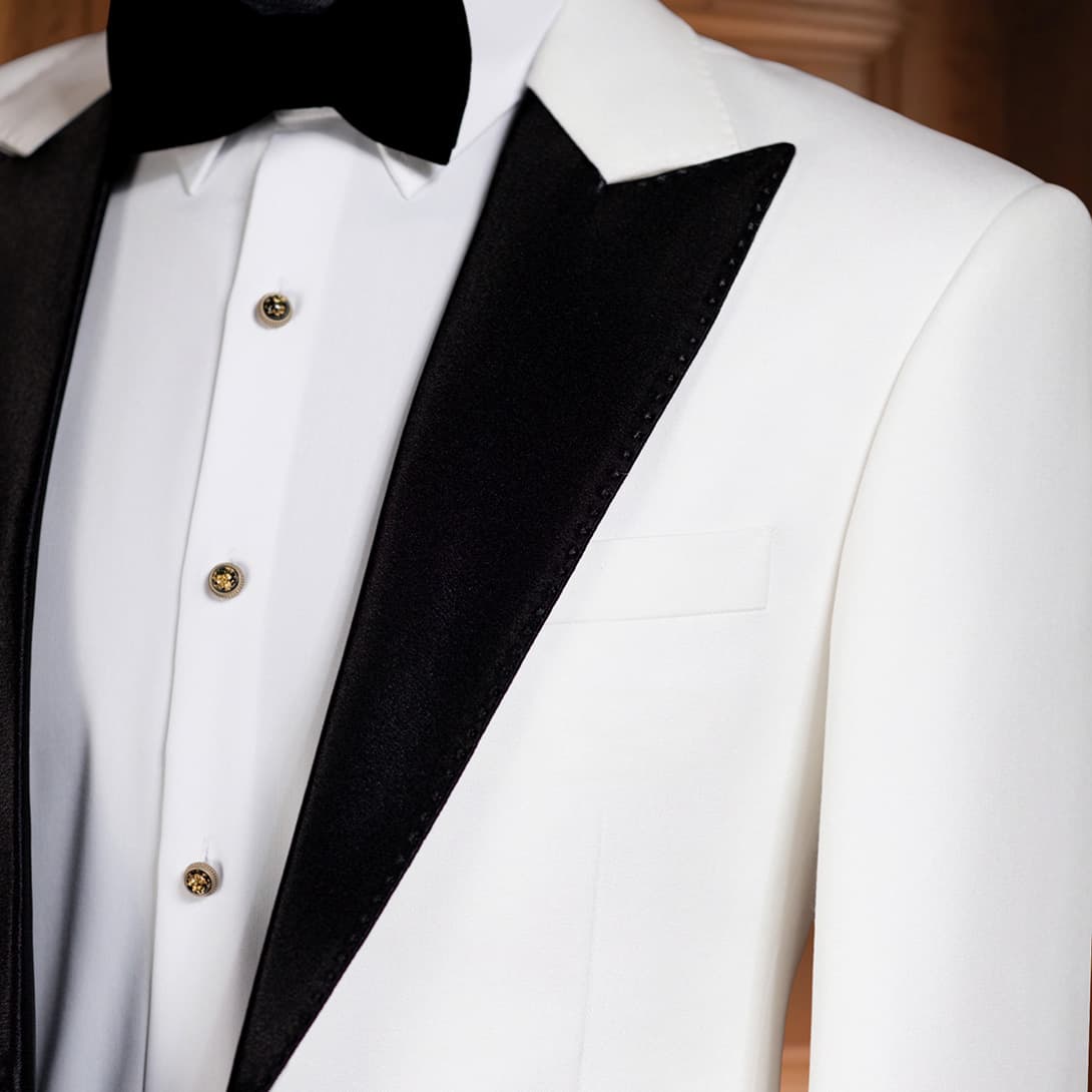 Bộ Vest Trắng Sam Nhọn 3