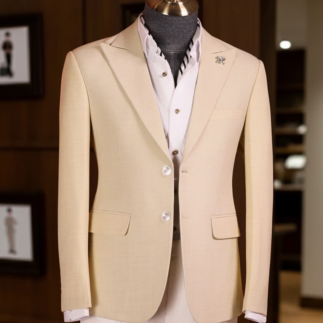 Bộ Vest Kem Sáng 3