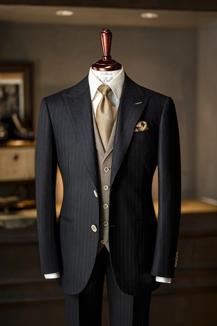 Bộ Vest Đen Kẻ Nhỏ 1