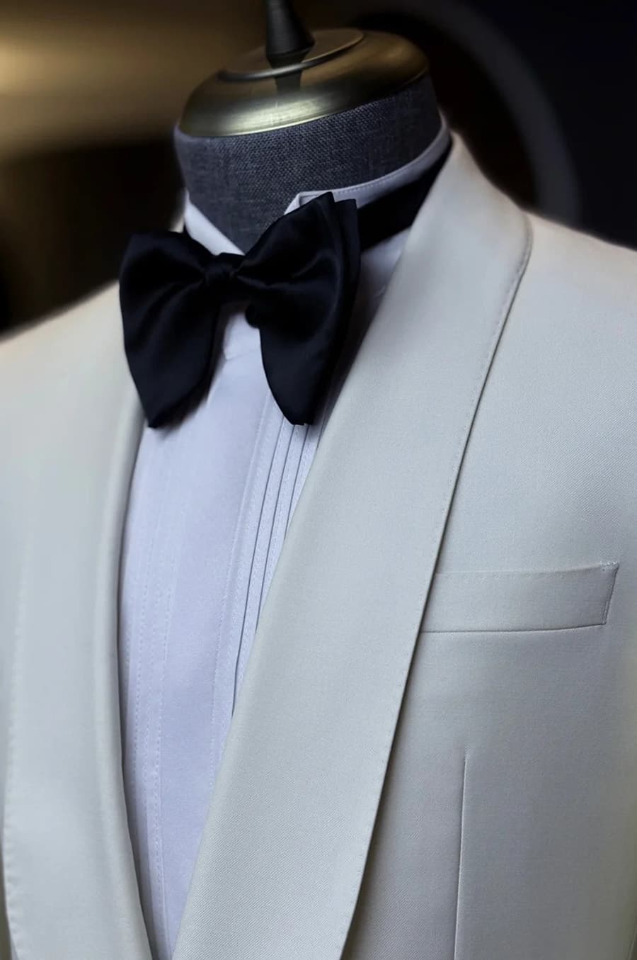 Bộ Vest Trắng Cổ Sam 1