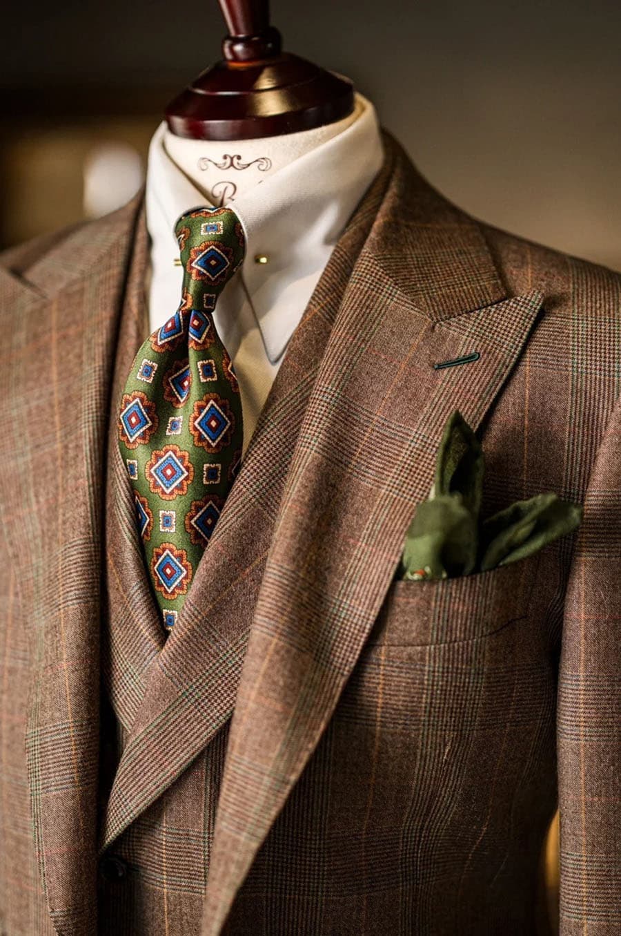 Bộ Vest Caro Nâu Trầm 4