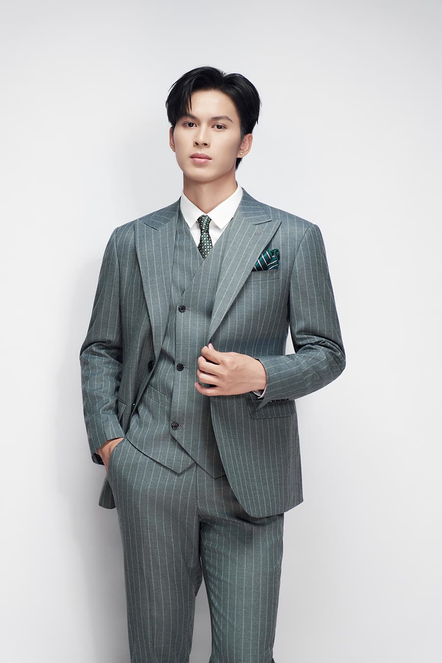 Bộ Vest Xám Xanh Kẻ Sọc 2