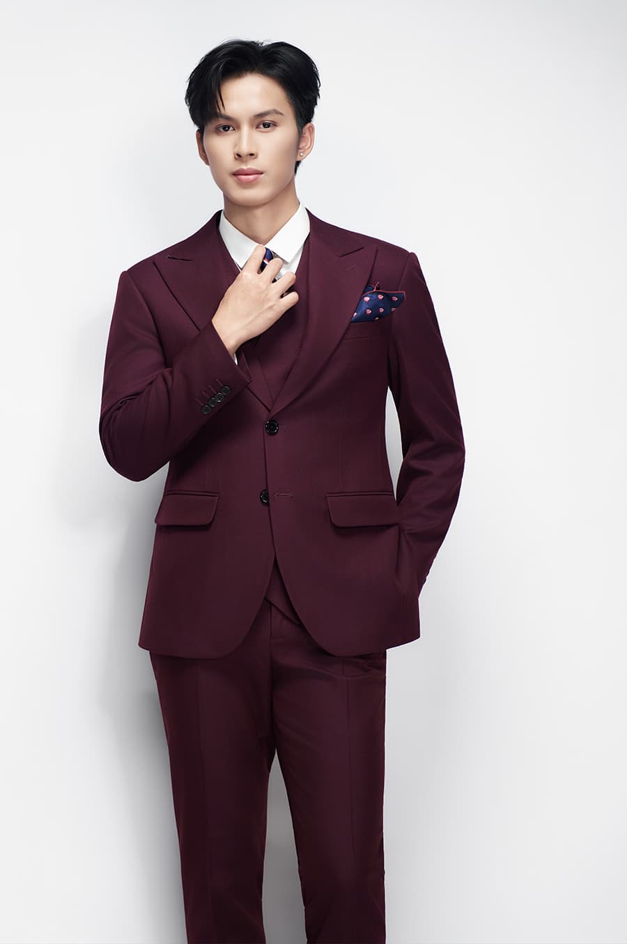 Bộ Vest Đỏ Mận 2