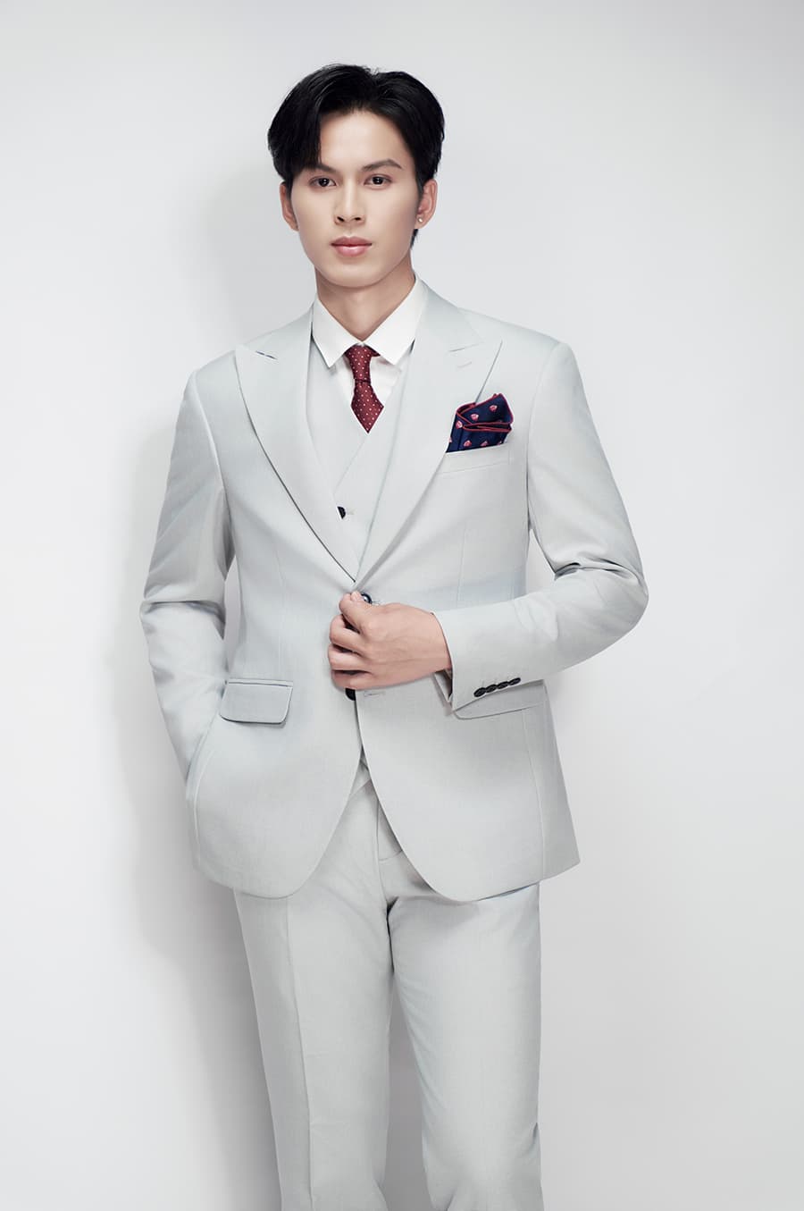 Bộ Vest Xám Bạc 3