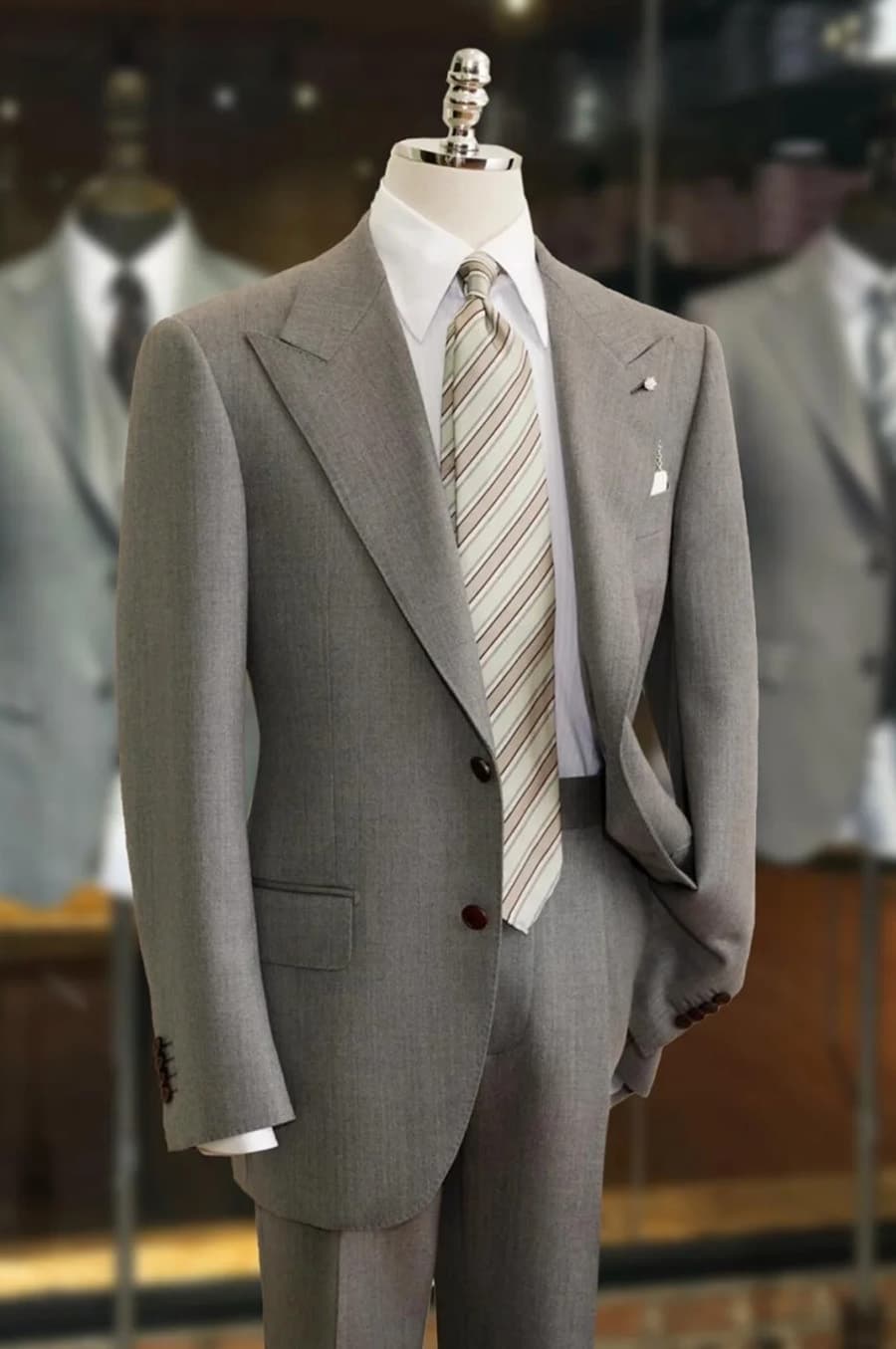 Bộ Vest Xám Tro 1