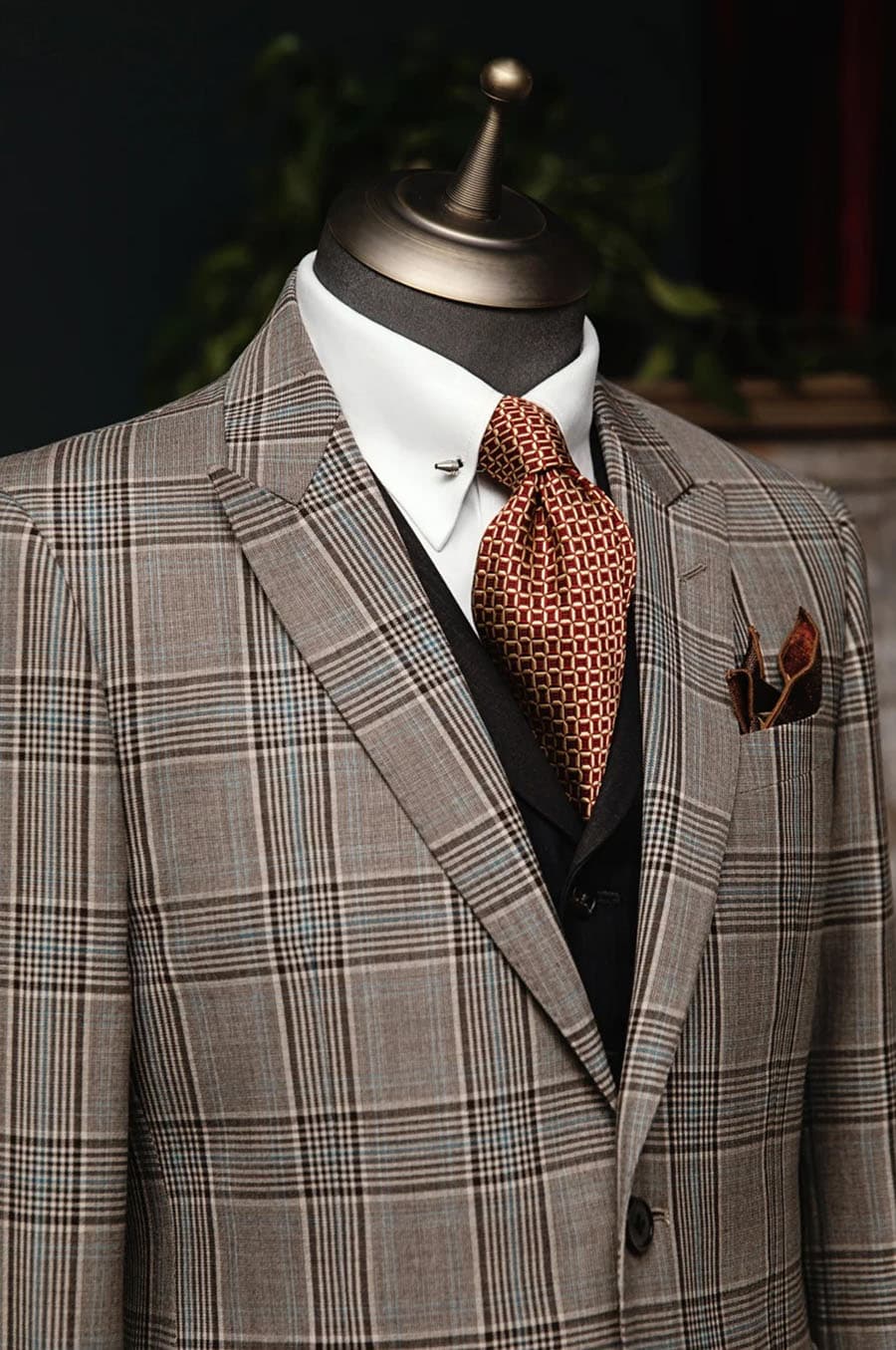 Bộ Vest Caro Nâu Ánh Lam 2