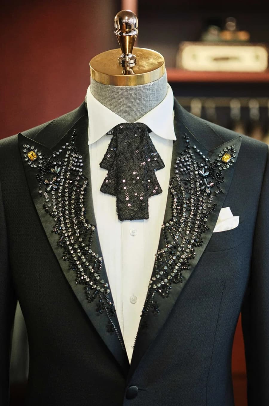 Bộ Vest Đen Sam Thêu 3