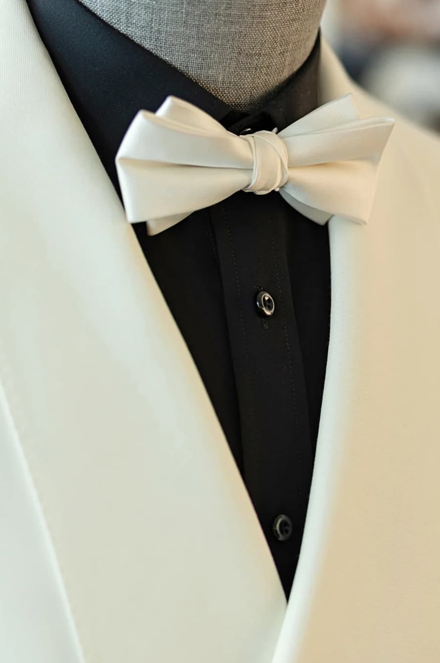 Bộ Vest Kem Sam 6 Cúc 3