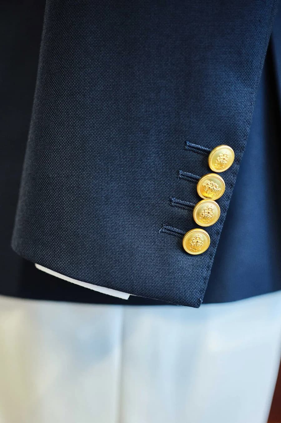 Bộ Vest Xanh Navy Cúc Đồng 5