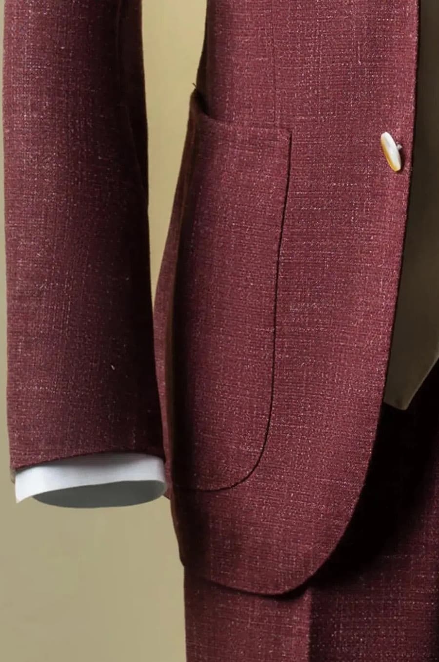 Bộ Vest Đỏ Đô 3