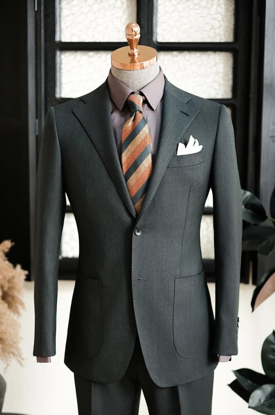 Bộ Vest Xanh Lá Sẫm 1