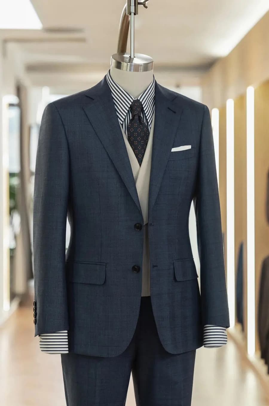 Bộ Vest Xám Xanh Kẻ Chìm 1