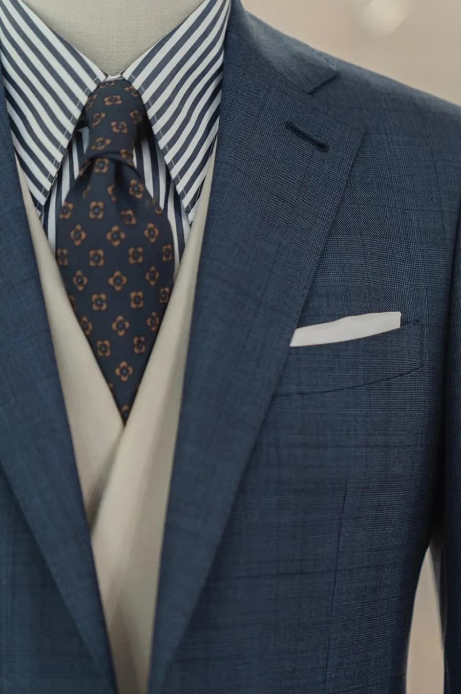 Bộ Vest Xám Xanh Kẻ Chìm 2