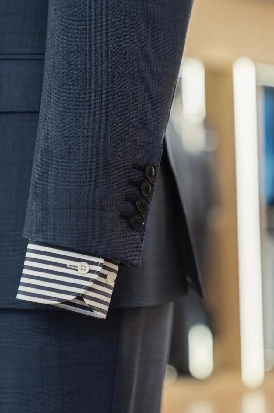 Bộ Vest Xám Xanh Kẻ Chìm 4