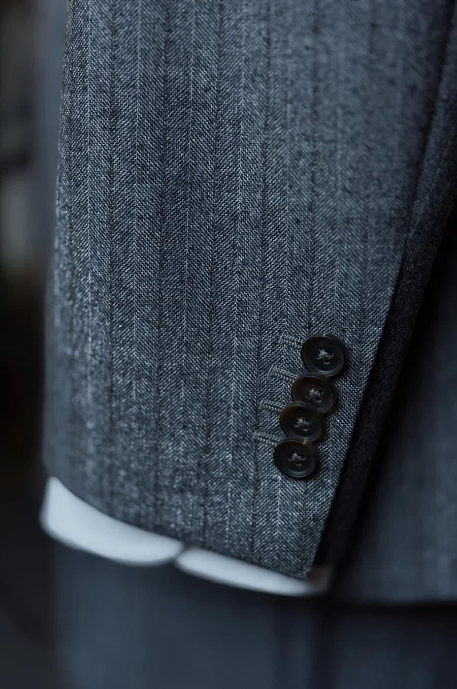 Bộ Vest Xám Chì Kẻ Sọc 3